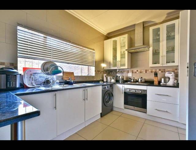 3 BEDROOM HOUSE FOR SALE IN MULBARTON